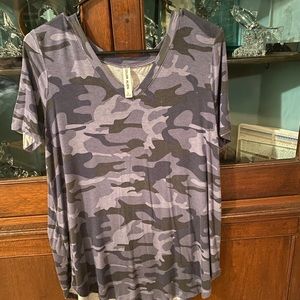 Color Alien Camo print never worn